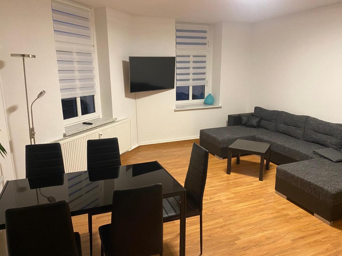 Ferienwohnung Am Holzwurm Риза Экстерьер фото